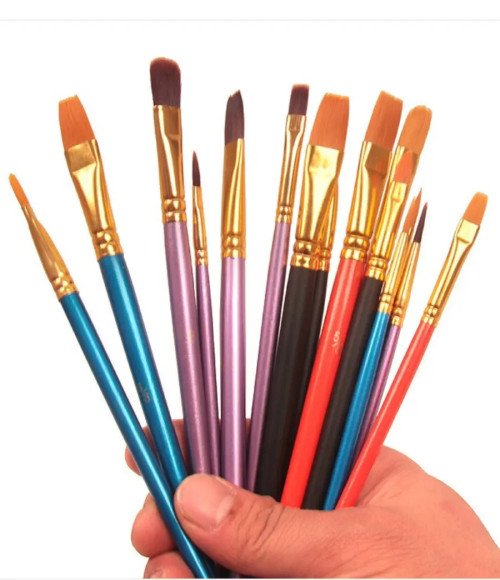 set of 6 artist brushes (many different styles)