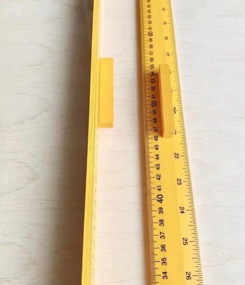 1M Wooden Ruler with Grip High Definition Scale